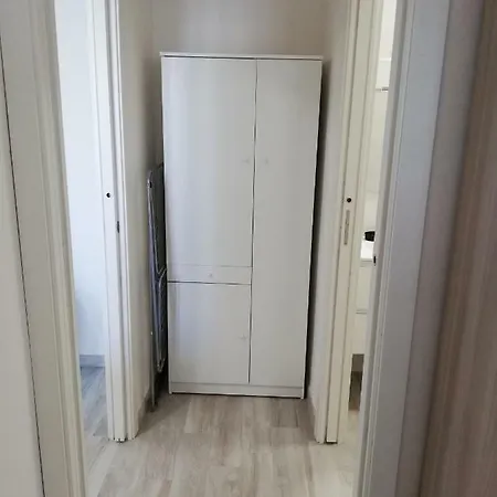 Casa Vacanze Con Corte, 150 Casa Vacanze بيت للعطل *